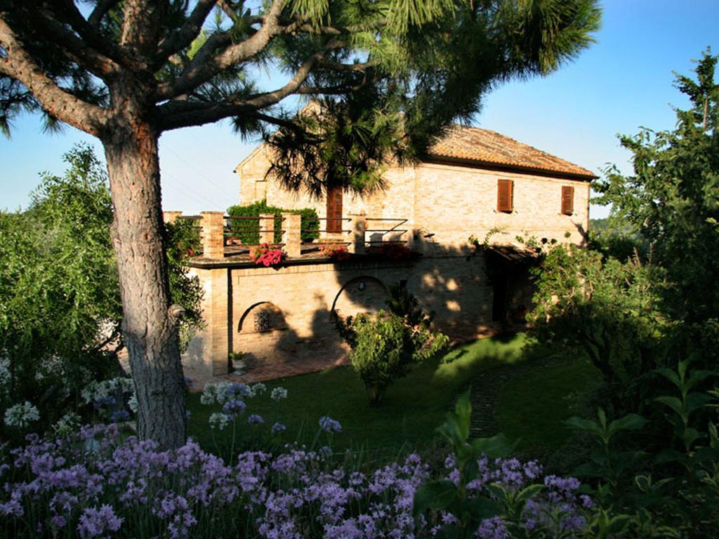 Villarondanella Fermo Extérieur photo