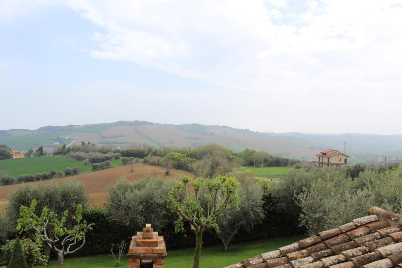 Villarondanella Fermo Extérieur photo